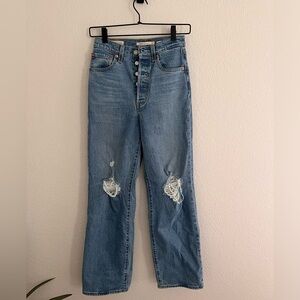 Levi’s Ribcage Distressed Jeans